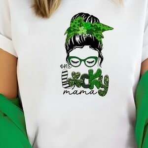 St. Patrick's Day One Lucky Moma t Shirt